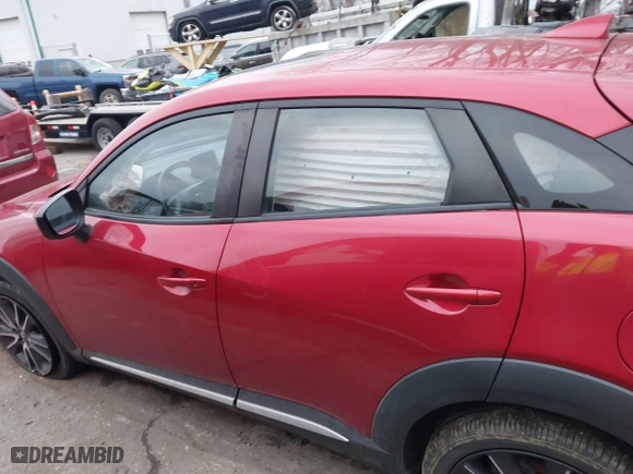 2018 Mazda CX-3 Grand Touring with VIN JM1DKFD75J0305565, listed as a IAAI auction lot 41135957 with 26,810 mi miles. Bid and sale history available at carsss.com. Image 14.