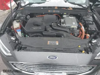 2017 Ford Fusion Energi SE with VIN 3FA6P0PU6HR203037, listed as a IAAI auction lot 41567334 with 96,852 mi miles. Bid and sale history available at carsss.com. Image 10.