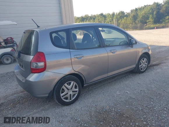 2007 Honda Fit with VIN JHMGD38497S026721, listed as a IAAI auction lot 42799270 with 190,846 mi miles and . Bid and sale history available at DreamBid. Image 4.