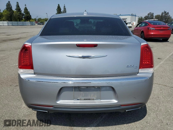 2016 Chrysler 300 C z VIN 2C3CCAEG7GH198120, wystawiony jako Copart lot #59880995 z przebiegiem 150 916 mil mil oraz Szkoda całkowita • Salvage title. Historia ofert i sprzedaży dostępna na DreamBid. Obrazek 6.