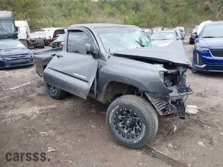 2010 Toyota Tacoma with VIN 5TENX4CN1AZ673915, listed as a IAAI auction lot 41730208 with NaN miles. Bid and sale history available at carsss.com. Image 1.