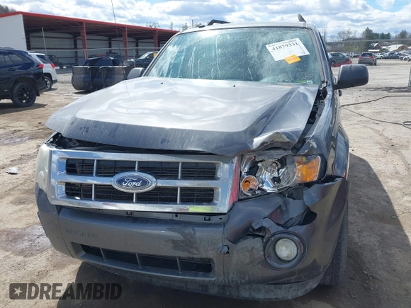 2012 Ford Escape XLT with VIN 1FMCU0D76CKC01916, listed as a IAAI auction lot 41879331 with 194,201 mi miles. Bid and sale history available at carsss.com. Image 6.