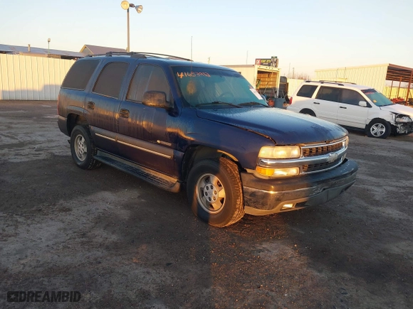2003 Chevrolet Tahoe LS with VIN 1GNEC13V43R297842, listed as a IAAI auction lot 41653912 with 181,955 mi miles. Bid and sale history available at carsss.com. Image 1.