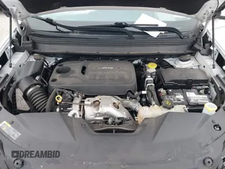 2019 Jeep Cherokee Latitude Plus with VIN 1C4PJLLN5KD171875, listed as a IAAI auction lot 41522475 with 82,161 mi miles. Bid and sale history available at carsss.com. Image 10.