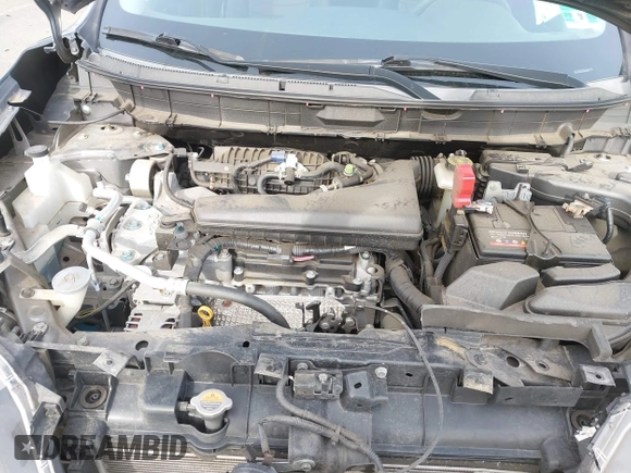 2018 Nissan Rogue SV z VIN KNMAT2MV5JP585695, wystawiony jako IAAI lot #41613763 z przebiegiem 45 091 mil mil oraz . Historia ofert i sprzedaży dostępna na DreamBid. Obrazek 10.