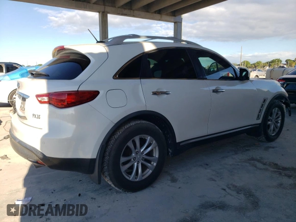2010 Infiniti FX35 with VIN JN8AS1MUXAM800045, listed as a Copart auction lot 72498284 with 133,757 mi miles and Salvage Title. Bid and sale history available at carsss.com. Image 3.