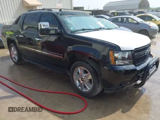 2009 Chevrolet Avalanche z VIN 3GNEC32Y39G206057, wystawiony jako IAAI lot #41840880 z przebiegiem 295 486 mil mil oraz . Historia ofert i sprzedaży dostępna na DreamBid. Obrazek 1.