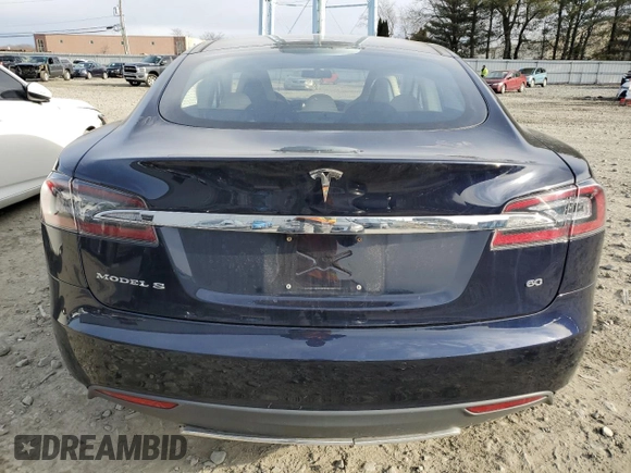 2014 Tesla Model S 60 with VIN 5YJSA1S14EFP35316, listed as a Copart auction lot 45397015 with 78,858 mi miles and Salvage title. Bid and sale history available at DreamBid. Image 6.