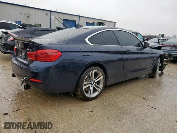 2019 BMW 4 Series 440i z VIN WBA4W7C51KAG53059, wystawiony jako Copart lot #51859375 z przebiegiem 61 584 mil mil oraz Szkoda całkowita • Salvage title. Historia ofert i sprzedaży dostępna na DreamBid. Obrazek 3.