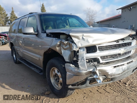 2002 Chevrolet Suburban LS with VIN 1GNFK16Z92J109951, listed as a IAAI auction lot 41685362 with 312,140 mi miles. Bid and sale history available at carsss.com. Image 6.