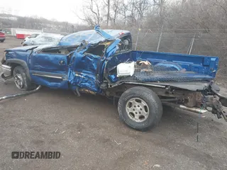 2003 Chevrolet Silverado 1500 LS with VIN 2GCEK19V831325461, listed as a IAAI auction lot 41475872 with 1 mi miles. Bid and sale history available at carsss.com. Image 3.