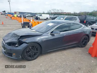 2016 Tesla Model S 90D with VIN 5YJSA1E27GF129130, listed as a IAAI auction lot 41922227 with 134,422 mi miles and . Bid and sale history available at DreamBid. Image 15.