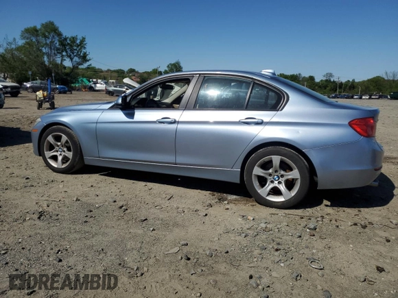 2013 BMW 3 Series 328i xDrive with VIN WBA3B3C55DF530996, listed as a Copart auction lot 54433365 with 130,986 mi miles and Clean Title. Bid and sale history available at DreamBid. Image 2.
