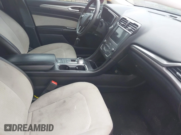 2020 Ford Fusion SE with VIN 3FA6P0HD9LR218851, listed as a IAAI auction lot 42386630 with 78,773 mi miles and . Bid and sale history available at DreamBid. Image 5.