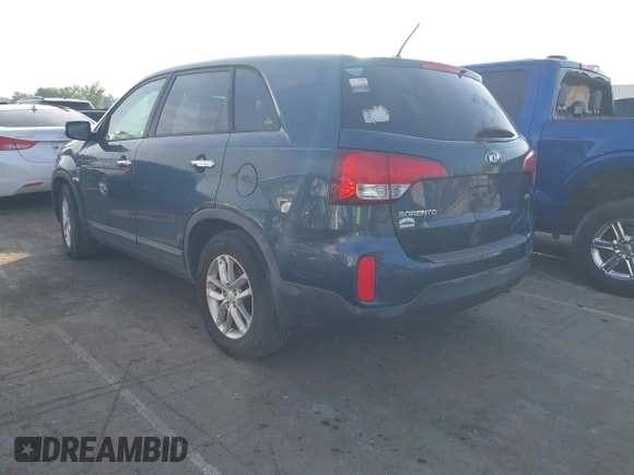 2014 Kia Sorento LX z VIN 5XYKT4A66EG425363, wystawiony jako IAAI lot #42498760 z przebiegiem 125 282 mil mil oraz . Historia ofert i sprzedaży dostępna na DreamBid. Obrazek 3.