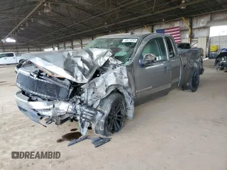 2007 Chevrolet Silverado 1500 LT w/1LT with VIN 2GCEC19CX71624659, listed as a Copart auction lot 48613205 with 187,468 mi miles and Salvage Title. Bid and sale history available at carsss.com. Image 1.