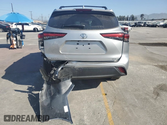 2023 Toyota Highlander L with VIN 5TDKDRAH3PS049805, listed as a Copart auction lot 61053545 with 12,121 mi miles and Salvage title. Bid and sale history available at DreamBid. Image 6.