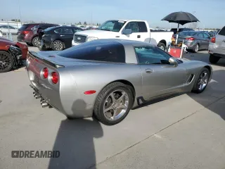2001 Chevrolet Corvette with VIN 1G1YY22G015111856, listed as a Copart auction lot 48437635 with 118,603 mi miles and Clean Title. Bid and sale history available at carsss.com. Image 3.