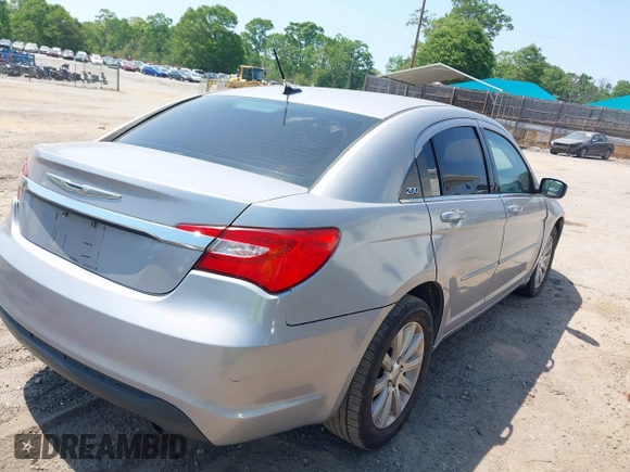 2013 Chrysler 200 Touring with VIN 1C3CCBBB6DN721743, listed as a IAAI auction lot 42079415 with 194,243 mi miles. Bid and sale history available at carsss.com. Image 4.