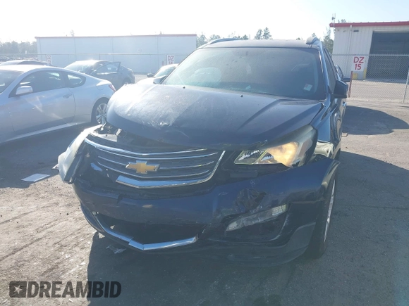 2016 Chevrolet Traverse LT with VIN 1GNKRGKD4GJ307061, listed as a IAAI auction lot 40880472 with 200,802 mi miles. Bid and sale history available at carsss.com. Image 6.