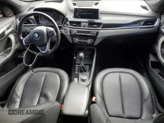 2016 BMW X1 xDrive28i with VIN WBXHT3C32G5E53556, listed as a Copart auction lot 47563005 with 108,151 mi miles and Salvage Title. Bid and sale history available at carsss.com. Image 8.