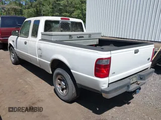 2004 Ford Ranger XL with VIN 1FTYR14U04PA07393, listed as a IAAI auction lot 42133788 with 135,212 mi miles. Bid and sale history available at carsss.com. Image 3.