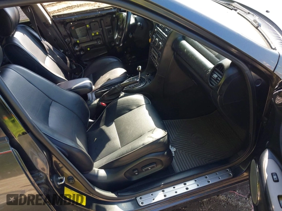 2003 Lexus IS 300/350 z VIN JTHBD192430074659, wystawiony jako IAAI lot #42330747 z przebiegiem 150 809 mil mil oraz . Historia ofert i sprzedaży dostępna na DreamBid. Obrazek 5.