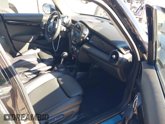 2019 MINI Hardtop 4 Door Cooper S with VIN WMWXU3C58K2H88917, listed as a IAAI auction lot 41750484 with 49,455 mi miles and . Bid and sale history available at DreamBid. Image 5.