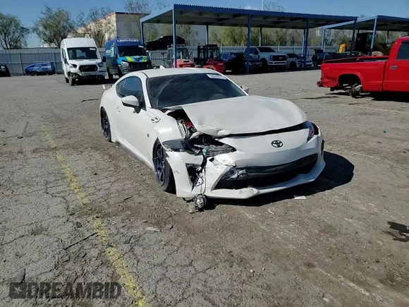 2018 Toyota 86 GT z VIN JF1ZNAE1XJ9700563, wystawiony jako Copart lot #56340975 z przebiegiem 59 482 mil mil oraz Szkoda całkowita • Salvage title. Historia ofert i sprzedaży dostępna na DreamBid. Obrazek 13.