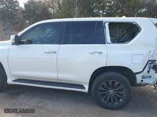 2020 Lexus GX with VIN JTJAM7BX9L5256329, listed as a IAAI auction lot 41752935 with 84,822 mi miles. Bid and sale history available at carsss.com. Image 15.