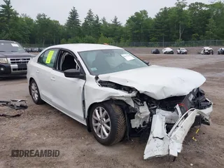 2015 Volkswagen Jetta SE with VIN 3VWD17AJ5FM298661, listed as a IAAI auction lot 42617168 with 97,386 mi miles and . Bid and sale history available at DreamBid. Image 1.