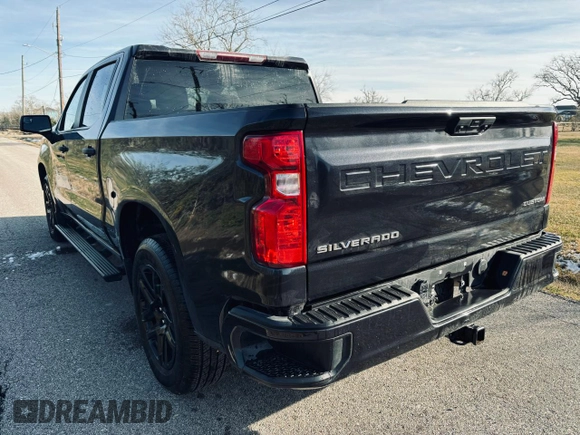 2022 Chevrolet Silverado 1500 Custom with VIN 1GCPABEK7NZ633597, listed as a Copart auction lot 42431625 with 31,487 mi miles and Salvage Title. Bid and sale history available at DreamBid. Image 3.