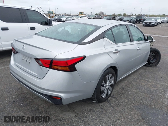 2021 Nissan Altima 2.5 S with VIN 1N4BL4BV5MN382492, listed as a IAAI auction lot 41743644 with 51,123 mi miles. Bid and sale history available at carsss.com. Image 4.