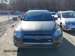 2011 Toyota RAV4 Ltd with VIN 2T3DK4DV0BW060285, listed as a IAAI auction lot 41677068 with 61,636 mi miles. Bid and sale history available at carsss.com. Image 13.