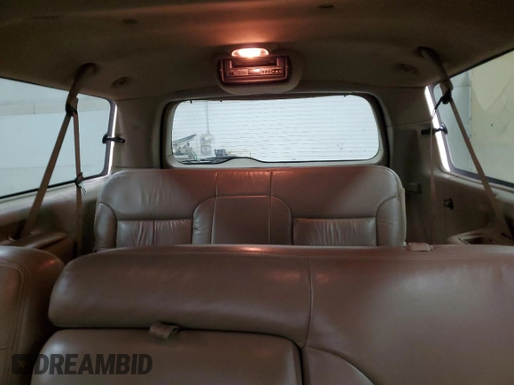 2000 Ford Excursion Limited with VIN 1FMNU43S1YEE15529, listed as a Copart auction lot 81999954 with 197,353 mi miles and Clean title. Bid and sale history available at DreamBid. Image 10.