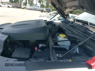 2022 Ram 1500 TRX z VIN 1C6SRFU91NN392885, wystawiony jako IAAI lot #42482710 z przebiegiem 13 090 mil mil oraz . Historia ofert i sprzedaży dostępna na DreamBid. Obrazek 20.