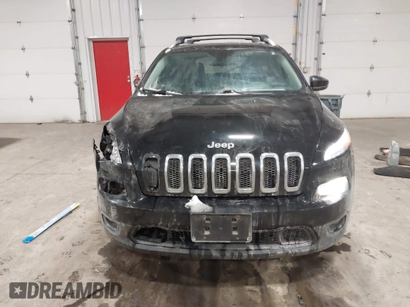 2018 Jeep Cherokee Latitude Plus with VIN 1C4PJMLB2JD531064, listed as a IAAI auction lot 41539824 with 197,548 mi miles. Bid and sale history available at carsss.com. Image 12.