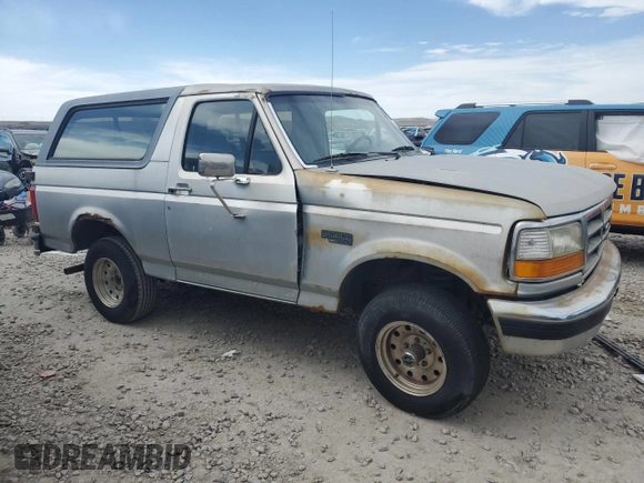 1996 Ford Bronco Custom with VIN 1FMEU15H2TLB39706, listed as a Copart auction lot 52936135 with 202,872 mi miles and Clean title. Bid and sale history available at DreamBid. Image 4.