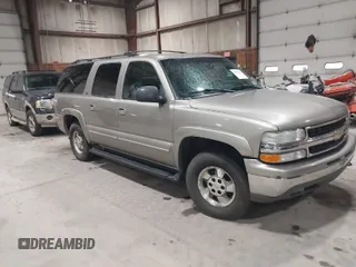 2002 Chevrolet Suburban LT with VIN 3GNFK16ZX2G296571, listed as a IAAI auction lot 41979801 with 180,144 mi miles. Bid and sale history available at carsss.com. Image 1.