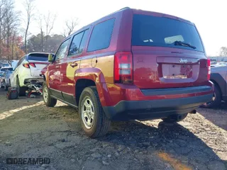 2014 Jeep Patriot Sport with VIN 1C4NJPBB4ED757932, listed as a IAAI auction lot 41177070 with 154,192 mi miles. Bid and sale history available at carsss.com. Image 3.