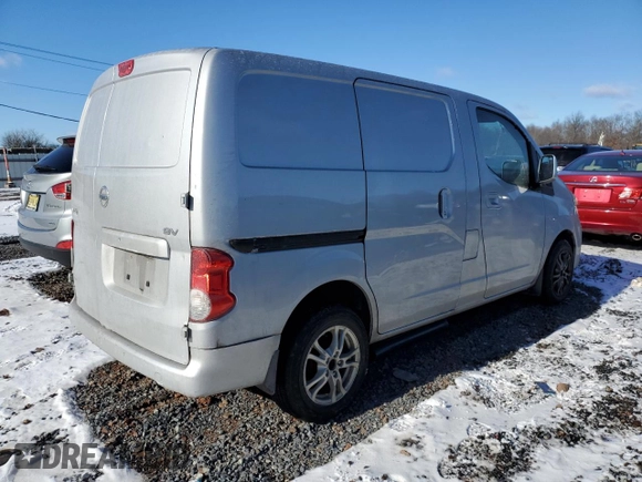 2013 Nissan NV200 SV with VIN 3N6CM0KN8DK690795, listed as a Copart auction lot 41579545 with 154,047 mi miles and Clean title. Bid and sale history available at DreamBid. Image 3.