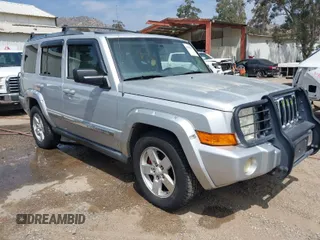 2006 Jeep Commander Limited with VIN 1J8HG58N16C253033, listed as a IAAI auction lot 42008271 with 111,643 mi miles. Bid and sale history available at carsss.com. Image 1.