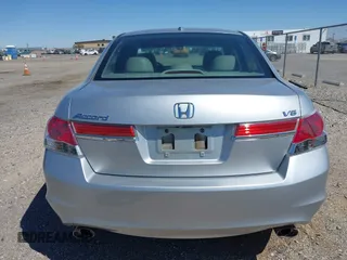 2012 Honda Accord EX-L z VIN 1HGCP3F83CA036921, wystawiony jako IAAI lot #42014786 z przebiegiem 184 366 mil mil oraz . Historia ofert i sprzedaży dostępna na DreamBid. Obrazek 17.