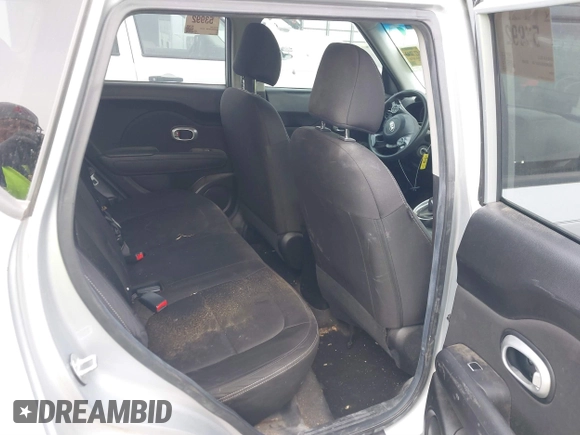 2018 Kia Soul with VIN KNDJN2A25J7597186, listed as a IAAI auction lot 41421770 with 283,072 mi miles. Bid and sale history available at carsss.com. Image 8.