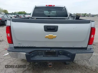 2012 Chevrolet Silverado 1500 LT with VIN 1GCRKSE79CZ217291, listed as a IAAI auction lot 42080663 with 250,090 mi miles. Bid and sale history available at carsss.com. Image 16.