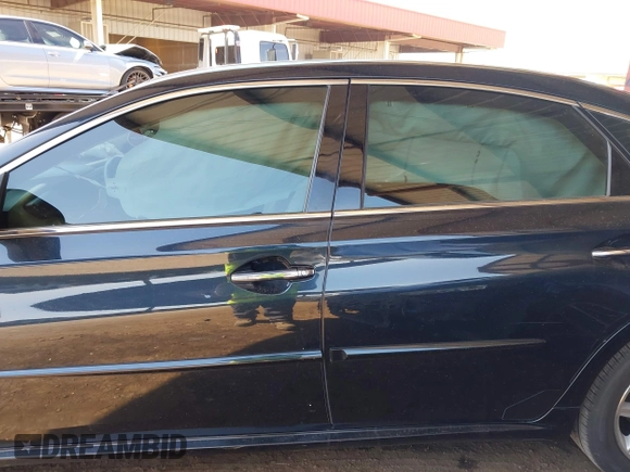 2015 Toyota Avalon Limited with VIN 4T1BK1EB0FU166969, listed as a IAAI auction lot 41987005 with 111,266 mi miles and . Bid and sale history available at DreamBid. Image 14.