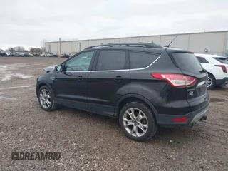 2013 Ford Escape SEL with VIN 1FMCU9H95DUC64995, listed as a IAAI auction lot 40821020 with 120,114 mi miles. Bid and sale history available at carsss.com. Image 3.