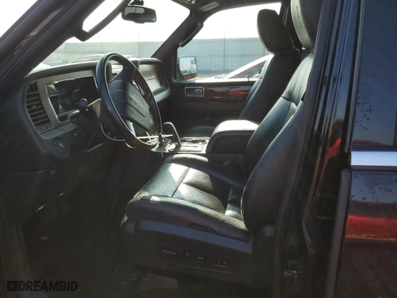 2014 Lincoln Navigator with VIN 5LMJJ2H59EEL02600, listed as a Copart auction lot 82903174 with 136,933 mi miles and Salvage Title. Bid and sale history available at carsss.com. Image 7.