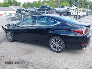 2019 Lexus ES 350 with VIN 58ABZ1B16KU042893, listed as a IAAI auction lot 42288578 with 13,765 mi miles and . Bid and sale history available at DreamBid. Image 14.