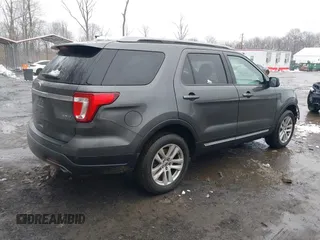 2018 Ford Explorer XLT with VIN 1FM5K8D88JGB15948, listed as a IAAI auction lot 41564013 with 77,640 mi miles and . Bid and sale history available at DreamBid. Image 4.